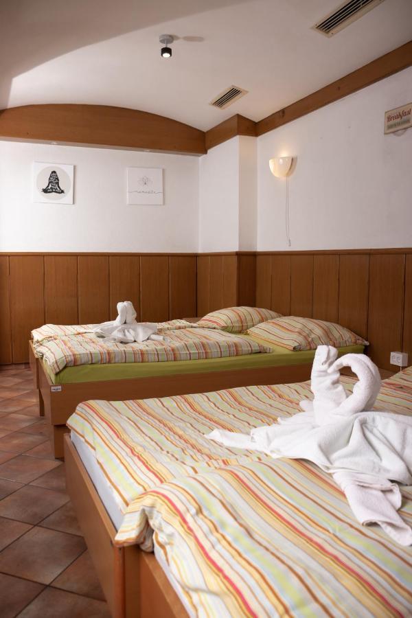 Apartma-Studio Ajdna Zirovnica Dış mekan fotoğraf
